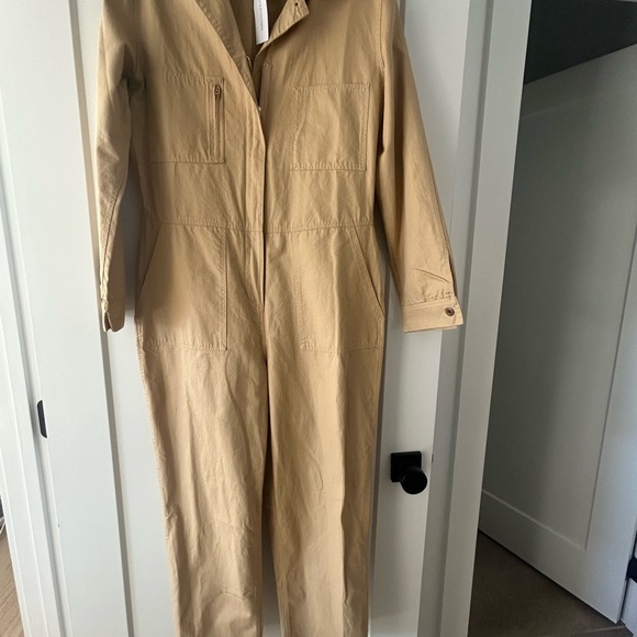 NEW Outerknown Utility Coveralls Cargo Linen Cotton in Sand Size Medium - Picture 7 of 10